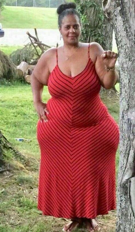 Culo gordo 60 años Abuela Milf Mamá se la follan. .